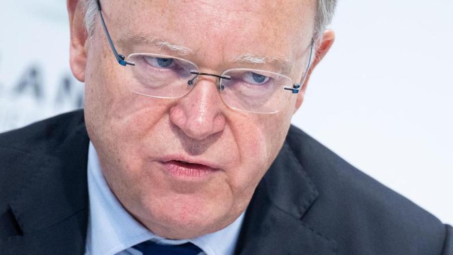Gesundheit Niedersachsen Verscharft Corona Abwehrregeln Auf 2g Zeit Online