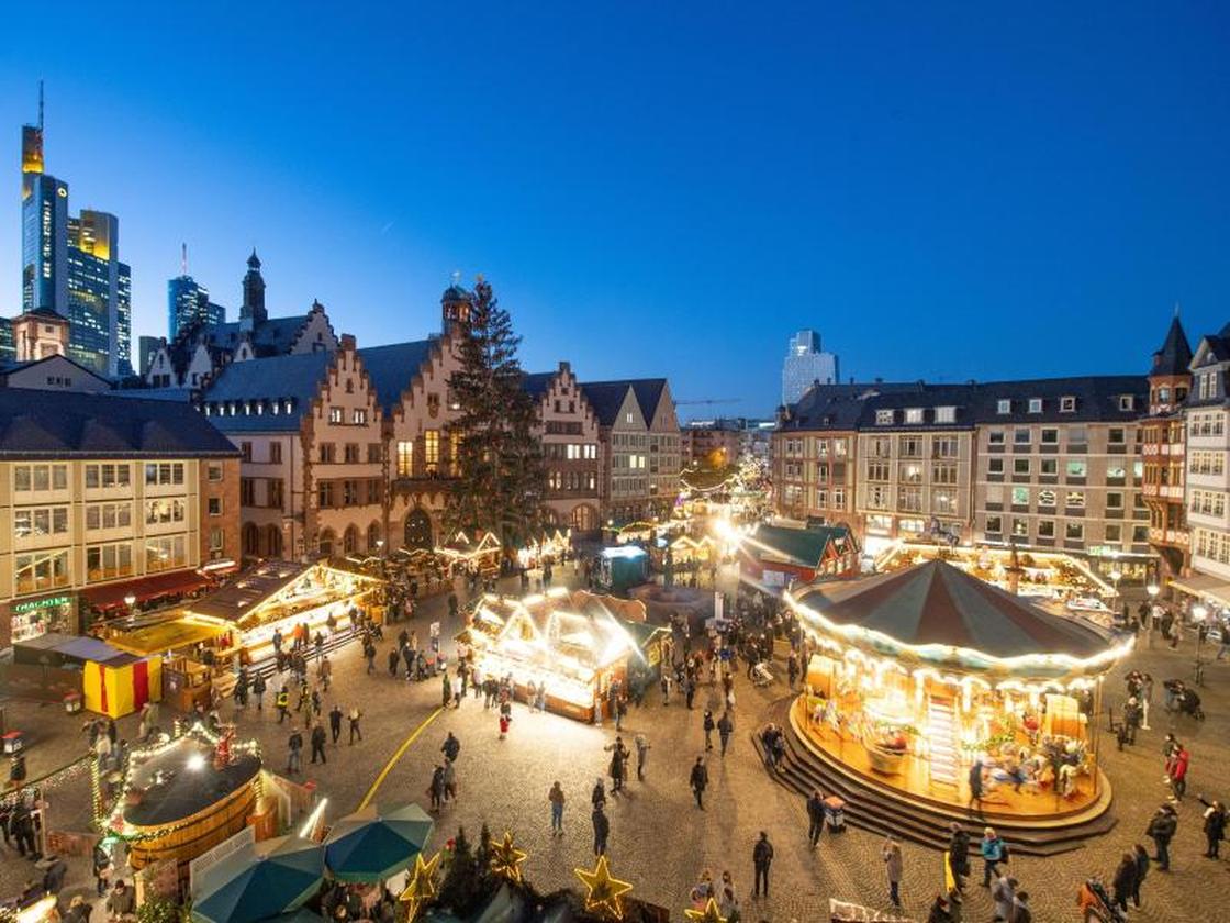 Brauchtum: Disziplin auf Weihnachtsmarkt: Marburg schließt früher | ZEIT  ONLINE