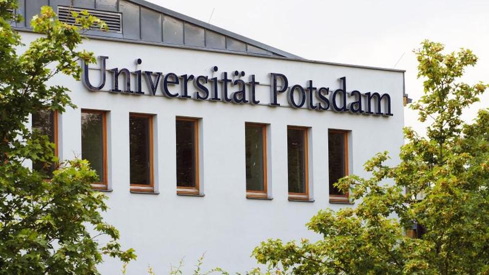 Hochschulen: Universität Potsdam führt im neuen Jahr 2G ein | ZEIT ONLINE
