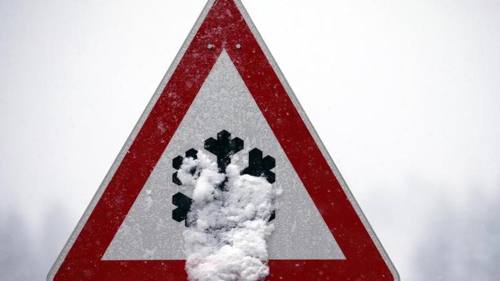 Wetter Glättegefahr und etwas Schnee in Berlin und Brandenburg ZEIT