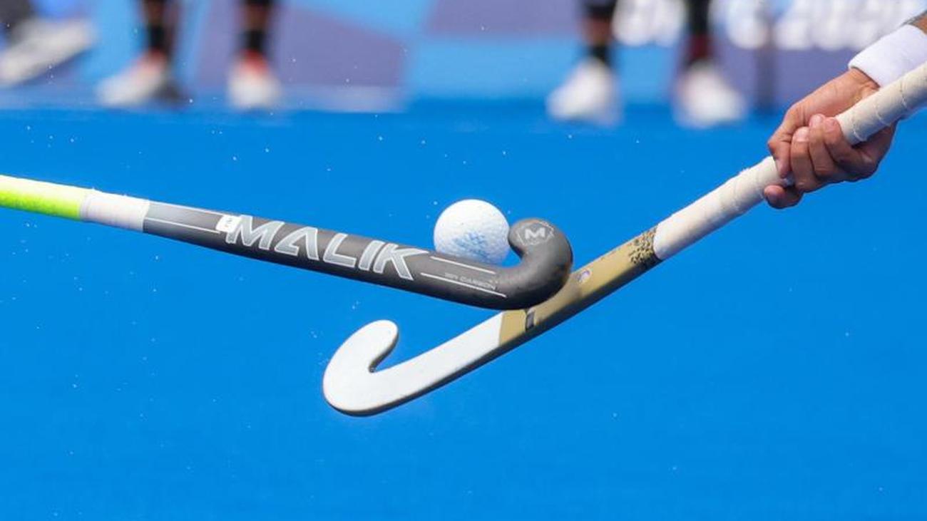Hockey Damen vom Düsseldorfer HC gewinnen auch Hallenhockey-Titel ZEIT ONLINE