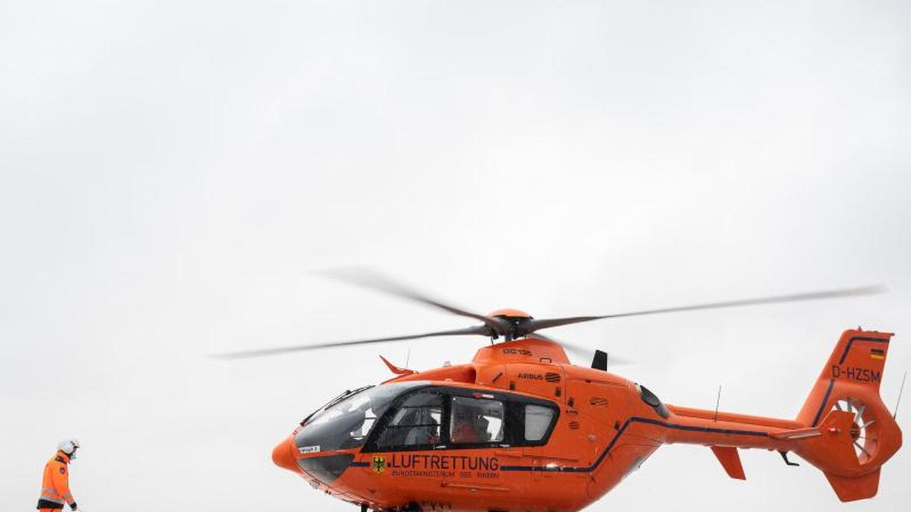 Retter in Orange: Christoph-Hubschrauber 218 Tage in der Luft | ZEIT  ONLINE