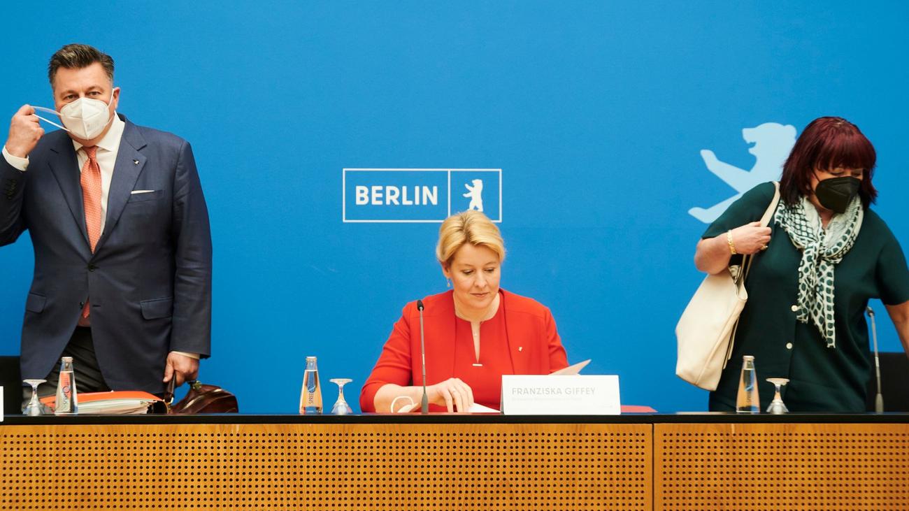 Fachkräftemangel Lehrer in Berlin werden wieder verbeamtet ZEIT ONLINE