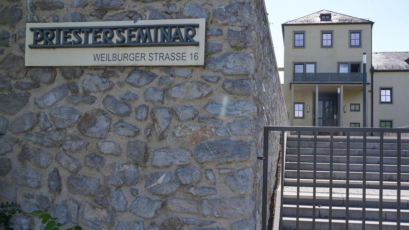 Breaking News: Keine Hinweise Auf Fremdverschulden Beim Tod Des 15 Jährigen In Ottweiler – Alle Aktuellen Entwicklungen. - wywalch