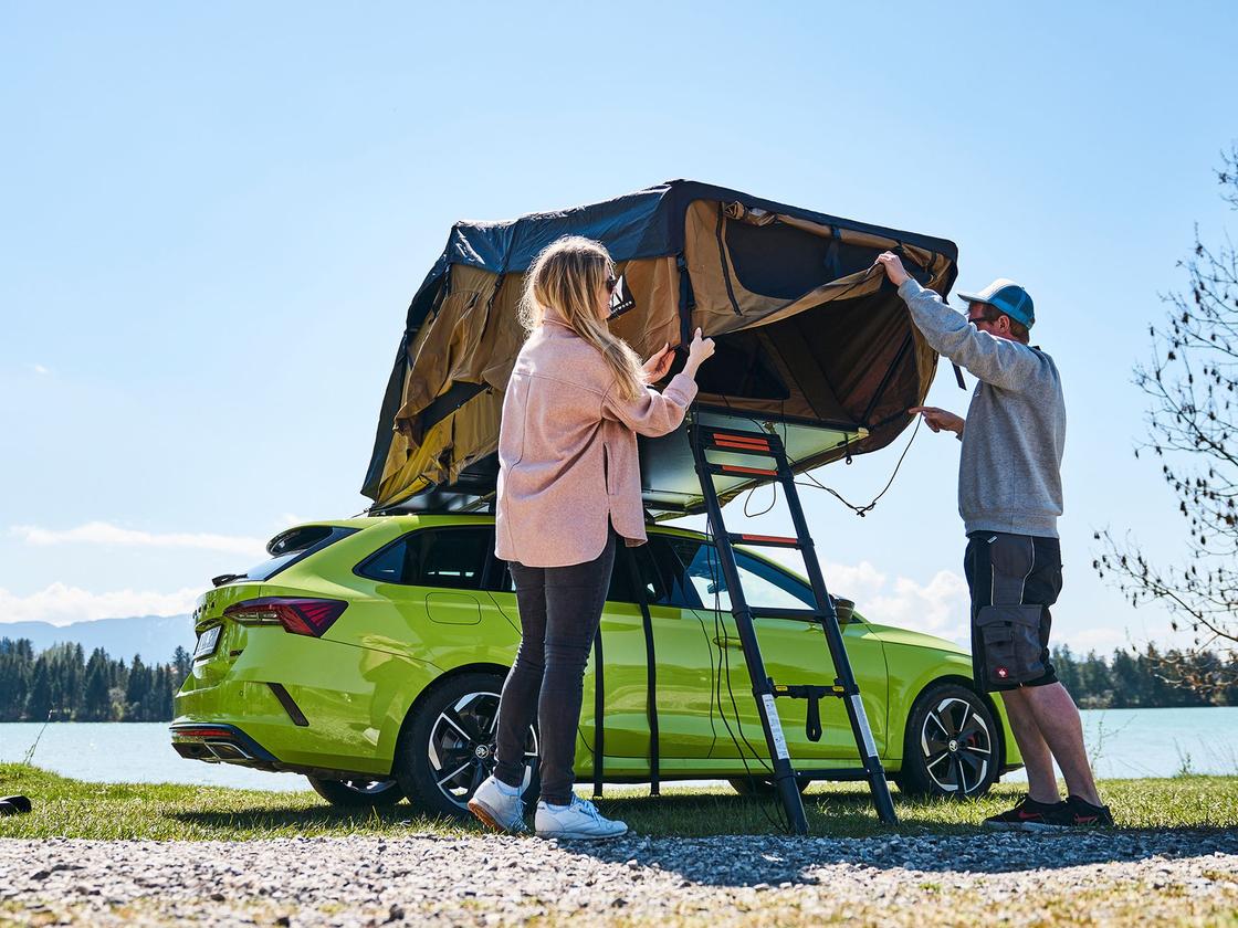 Komfortables Campen: Auf dem Auto schlafen: Was man bei Dachzelten beachten  muss | DIE ZEIT