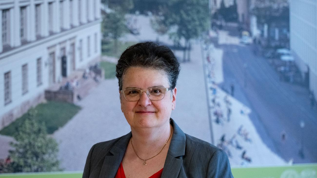 Uni Halle Sekretariat : MitarbeiterInnen – EGKPK