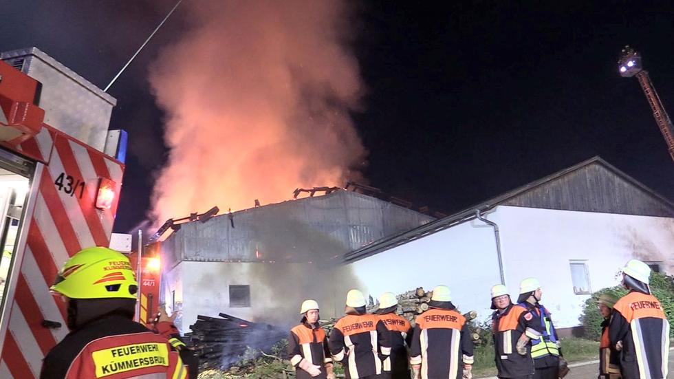 AmbergSulzbach Brand einer Lagerhalle Millionenschaden ZEIT ONLINE