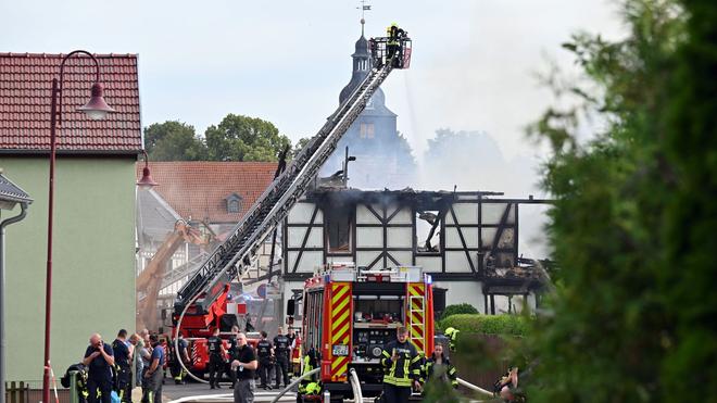 Unstrut-Hainich-Kreis : Mehrere Leichtverletzte Bei Großbrand In ...