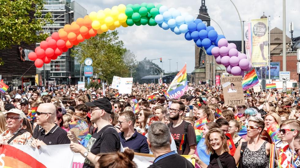 Hamburg Veranstalter erwarten größte CSDDemo aller Zeiten ZEIT ONLINE
