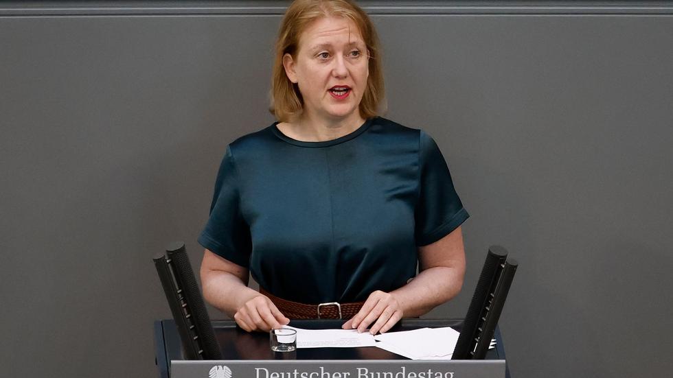 Soziales: Familienministerin Paus Verteidigt Kalte Progression | ZEIT ...