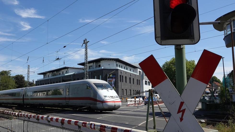 Nach Bauarbeiten: Wieder Züge auf Bahnstrecke Hamm-Unna | ZEIT ONLINE
