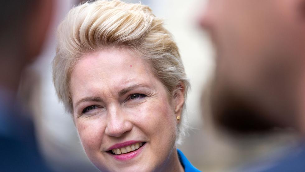 Ministerpr sidentin MV Energiegipfel Einspeisen Einsparen Entlasten 