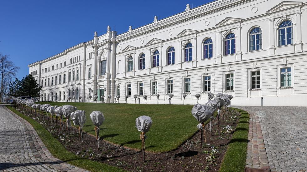 LeopoldinaAkademie UKEDekanin und Klinikdirektor in Akademie berufen ZEIT ONLINE