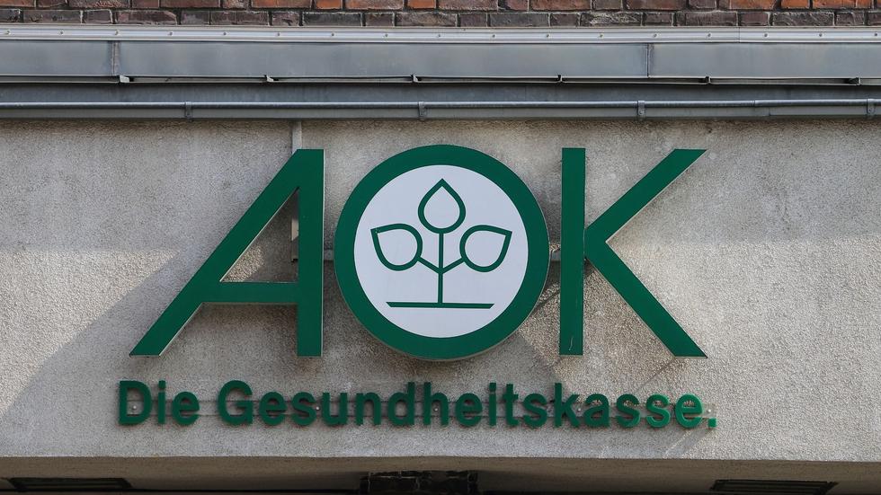 Halbjahresbilanz Krankenstand unter AOKVersicherten gestiegen ZEIT ONLINE