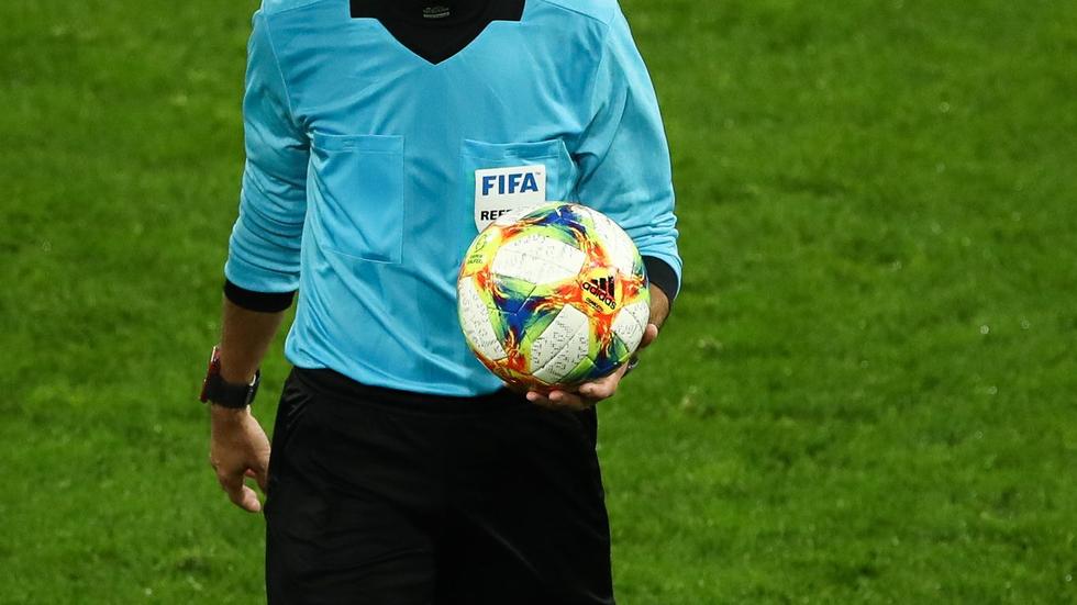 Champions League Turpin pfeift Bayern in Mailand Mann, der Müller Rot