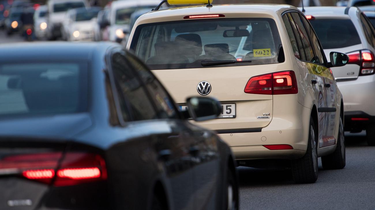 Verkehrsbeeintr chtigung Fliegerbombe An Der A9 Bei Bad D rrenberg 