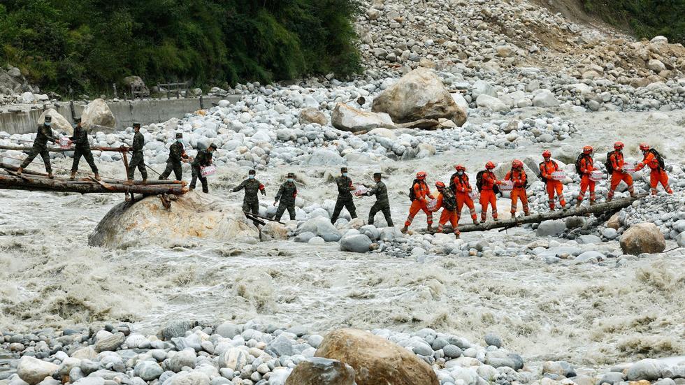 Katastrophe: Erdbeben In China: Zahl Der Toten Steigt Auf 93 | ZEIT ONLINE