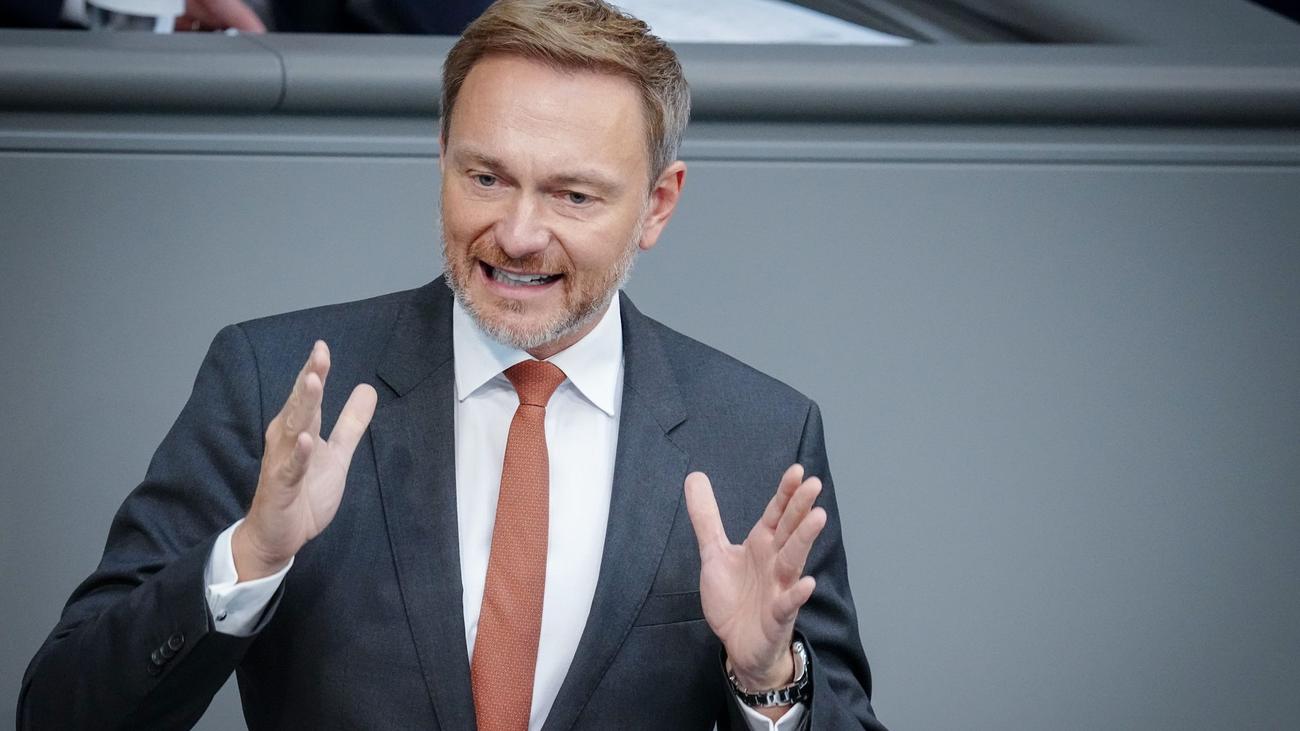 Steuern: Lindner Erklärt Inflationsausgleich Für "arbeitende Mitte ...