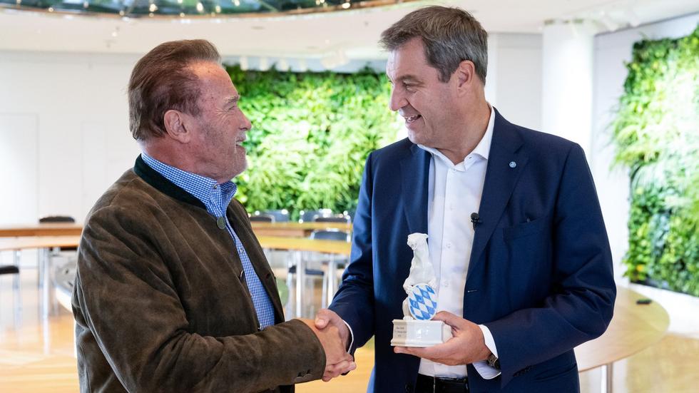 Fernsehen: Ein Ratloser Schwarzenegger Bei Söder In München | ZEIT ONLINE