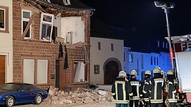Eifelkreis Bitburg-Prüm: Explosion in einem Einfamilienhaus: ein ...
