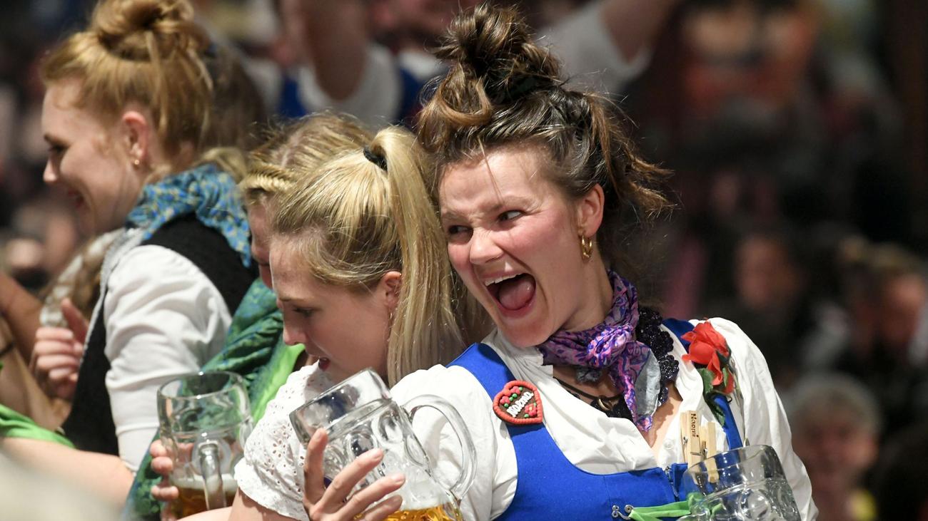 Tradition 18 Tage WiesnParty Oktoberfest 2023 dauert länger ZEIT