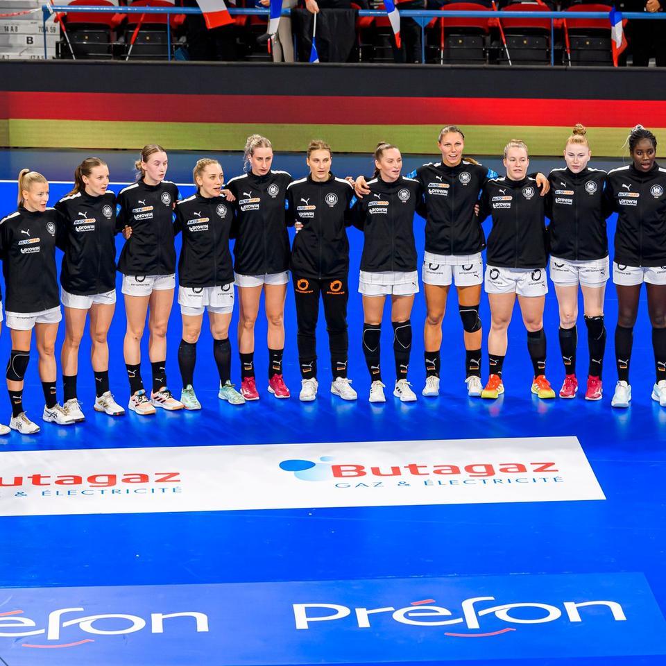Turnier in drei Ländern Modus, Favoriten, Hallen So läuft die Frauen- Handball-EM ZEIT ONLINE
