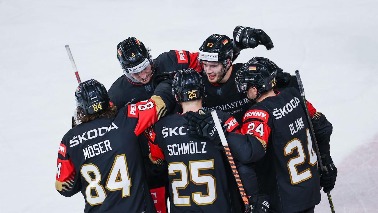 Eishockey Knapper Auftaktsieg für DEBTeam beim Deutschland Cup ZEIT