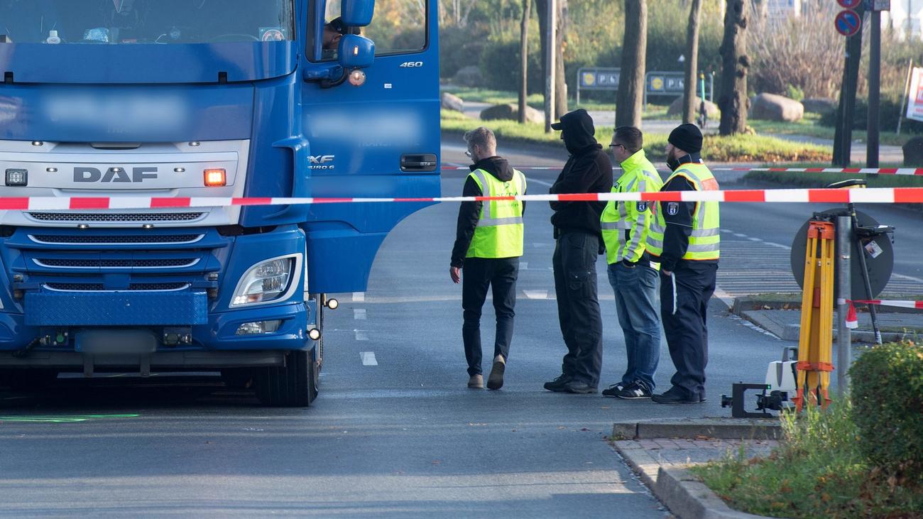 Verkehrsunfall in Ostfildern: 63-jährige Fahrradfahrerin prallt