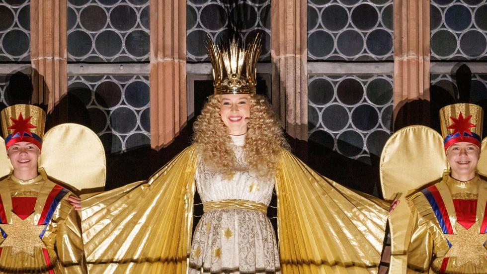 Brauchtum Nürnberger Christkindlesmarkt startet stimmungsvoll ZEIT