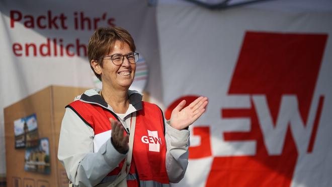 Gewerkschaft: Gerth erneut zur Landesvorsitzenden der GEW gewählt | DIE ...