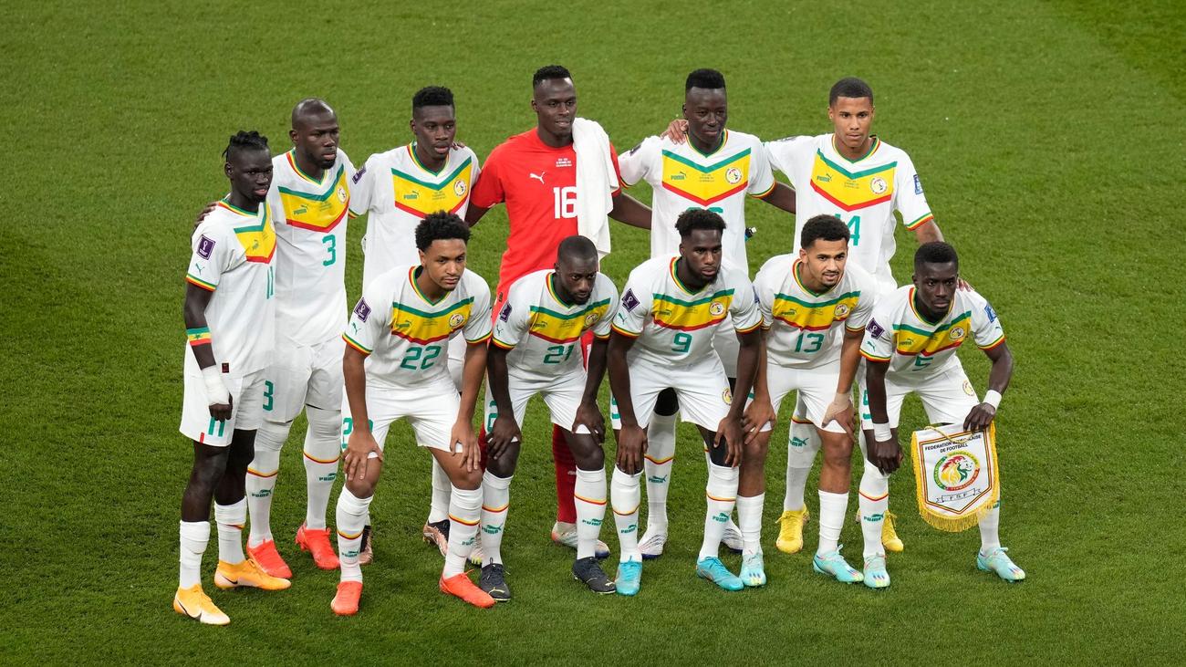 FußballWM Senegal Mit den WMHelden von 2002 zum Erfolg ZEIT ONLINE