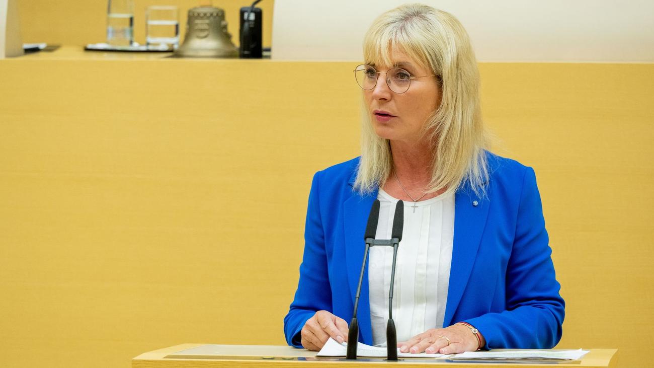 Sozialministerin: Scharf: 12 Arbeitsstunden am Tag sollen möglich sein ...