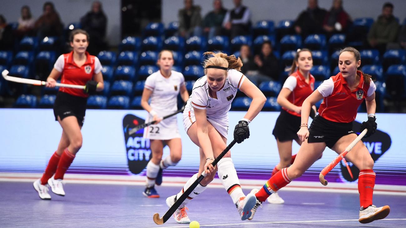 Europameisterschaft HockeyDamen mit fünf Siegen ins HallenEMFinale