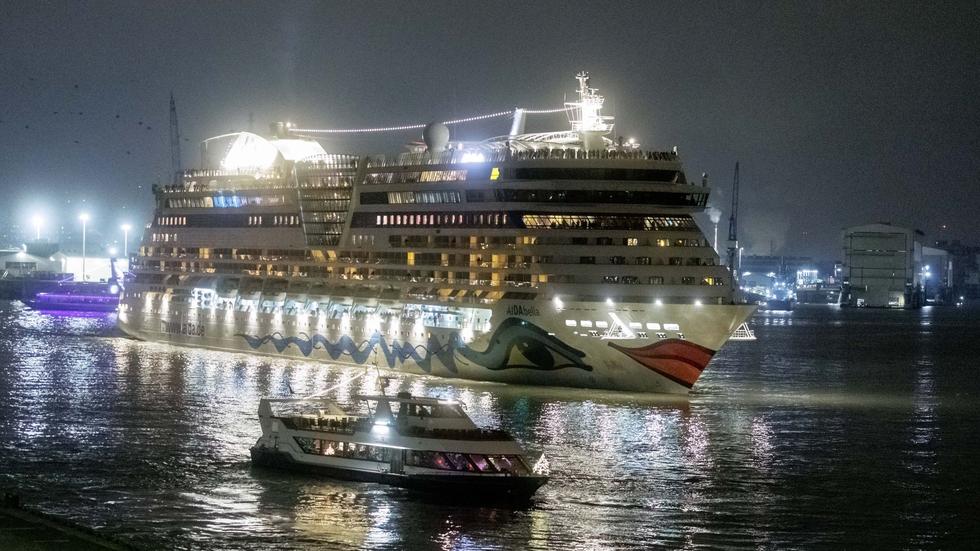 Schifffahrt "Aidabella" hat Hamburger Hafen nach Reparatur verlassen ZEIT ONLINE