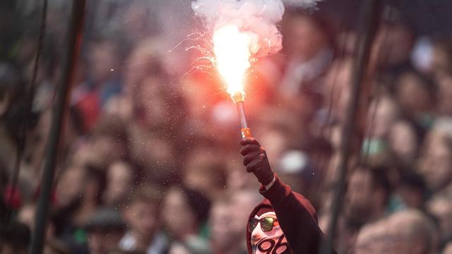 2. Bundesliga: Hohe Strafe für Hannover 96 wegen Pyrotechnik im Derby
