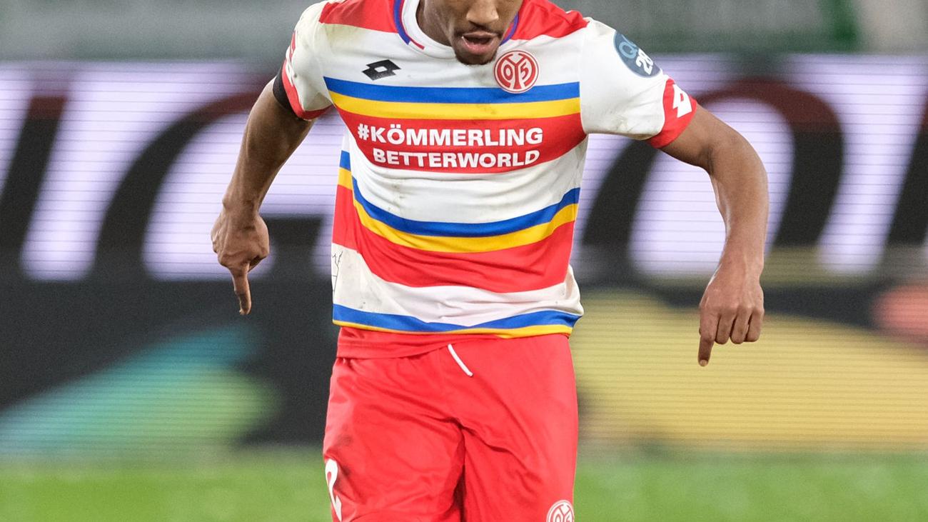 Rechtsverteidiger PierreGabriel wird an Espanyol Barcelona