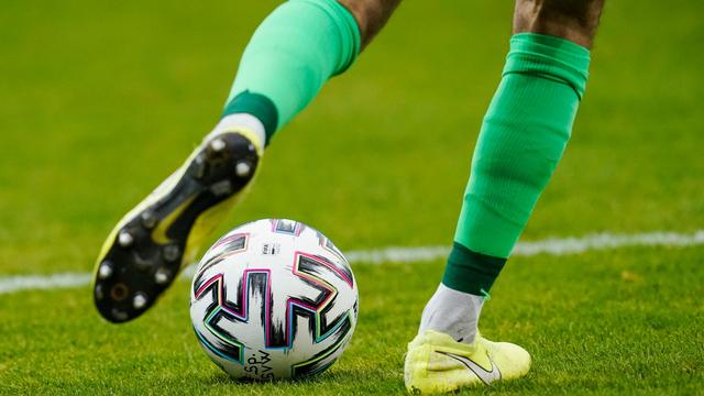 Fußball: Hannover gewinnt gegen Liga-Konkurrent Holstein Kiel 2:1