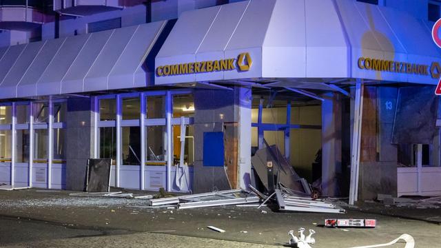 Offenbach: Geldautomat gesprengt: Täter auf der Flucht