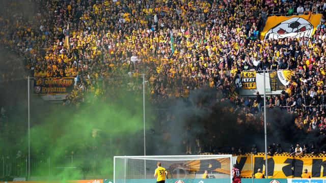 Fußball: Polizei-Gewerkschaft fordert Stadionverbote für Gewalttäter