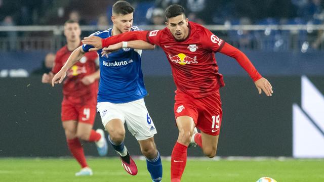 Bundesliga: Silva trifft doppelt: Leipzig siegt klar bei Schalke