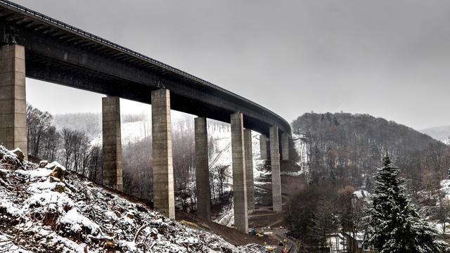 Regierung: Streit um A45-Brückensperrung: Sondersitzung beantragt