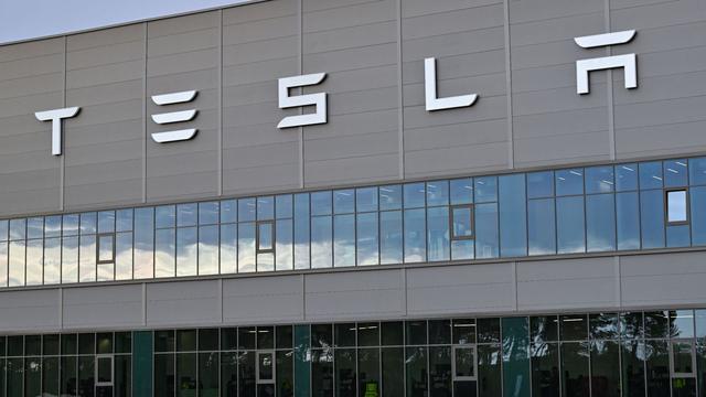Umweltpolitik: Landesregierung verteidigt gekippte Auflage bei Tesla-Werk