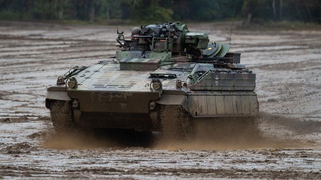 Russischer Angriffskrieg: Ukrainische Soldaten beginnen Panzer-Ausbildung in Munster 