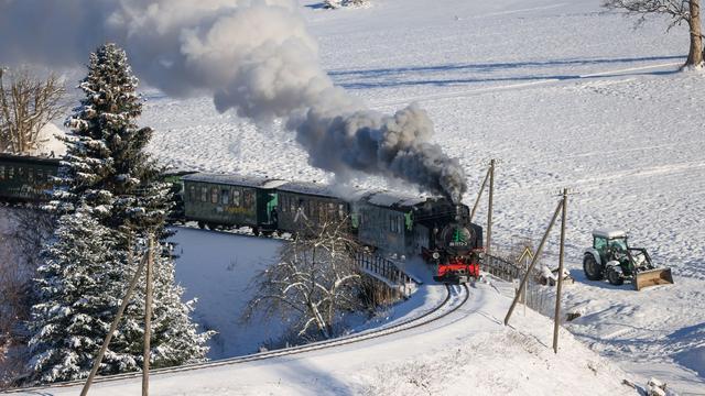 Tourismusverband Erzgebirge: Auszeit für Familien: Wintersportorte gut gebucht