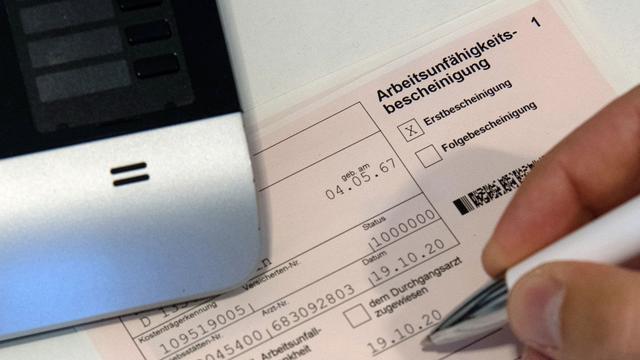 Arbeit: DAK meldet für Sachsen Krankschreibungen auf Rekordniveau 