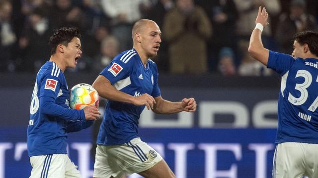 Bundesliga: Schalke setzt auf Neuzugänge - Selke in FC-Startelf