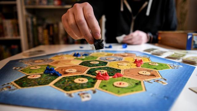 Spielwaren: Spieleverlag macht mehr Umsatz als im Pandemiejahr 2020