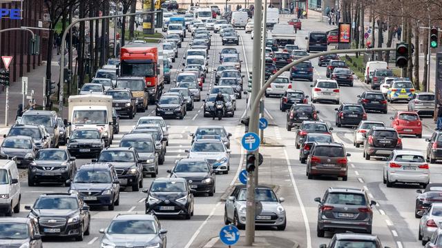 Verkehr: Städtetag kritisiert Trend zu großen Autos