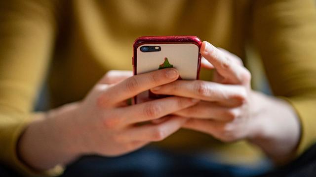 Nach Fällen im Norden: Polizei warnt vor Betrug mit WhatsApp-Masche 