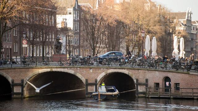 Tourismus: Amsterdam verbietet Touristenbusse im Zentrum 